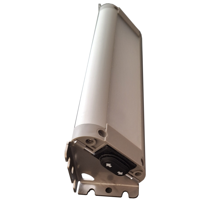 Equerres de fixation pour plafonnier Omega